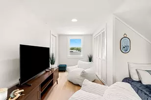 4 Union Ave, Mattapoisett, MA 02739 - Photo 27