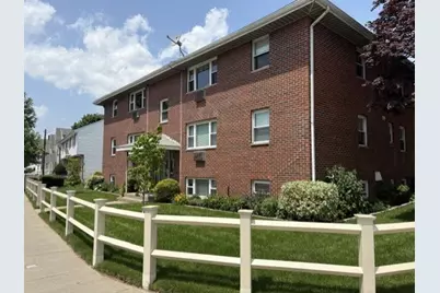 189 River St #4, Waltham, MA 02453 - Photo 1