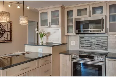 566 Commonwealth Ave. #1002, Boston, MA 02215 - Photo 11