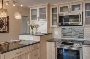 566 Commonwealth Ave, Boston, MA 02215 - Photo 11