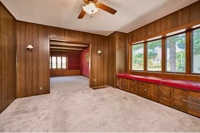 87 Holyoke St, Easthampton, MA 01027 - Photo 9