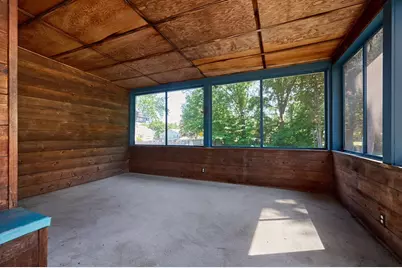 87 Holyoke St, Easthampton, MA 01027 - Photo 5