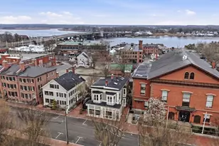 68 Pleasant St, Newburyport, MA 01950 - Photo 21
