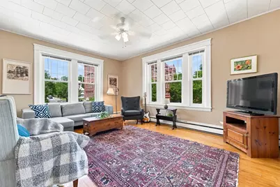 41 Chatham St #5, Worcester, MA 01609 - Photo 9
