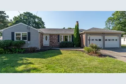 32 Knowlton Street, Hamilton, MA 01982 - Photo 1