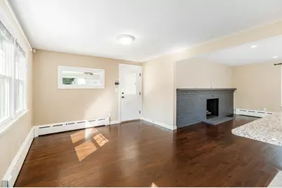 32 Knowlton Street, Hamilton, MA 01982 - Photo 7