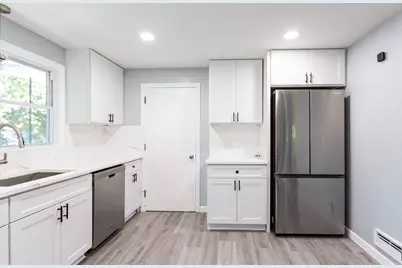 10 Michael Rd, Randolph, MA 02368 - Photo 11
