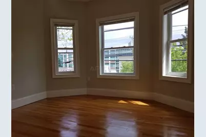 231 Boston Ave #2, Medford, MA 02155 - Photo 5