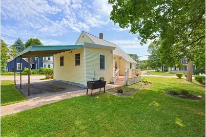 98 Pleasant St, Franklin, MA 02038 - Photo 21