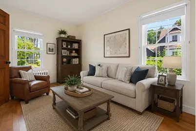 98 Pleasant St, Franklin, MA 02038 - Photo 1