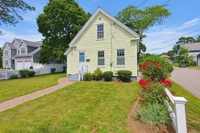 98 Pleasant St, Franklin, MA 02038 - Photo 19