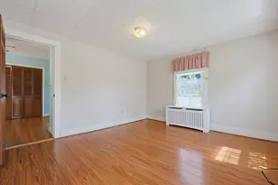 98 Pleasant St, Franklin, MA 02038 - Photo 13