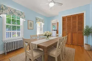 98 Pleasant St, Franklin, MA 02038 - Photo 9