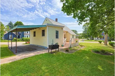 98 Pleasant St, Franklin, MA 02038 - Photo 21