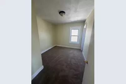 8 Wilson St #3, Lynn, MA 01902 - Photo 5