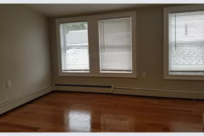 35 Whitfield Rd #3, Somerville, MA 02144 - Photo 5