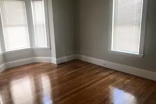 12 Lincoln Ave, Somerville, MA 02145 - Photo 5