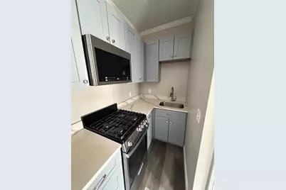 16 Magnolia Ave #12, Gloucester, MA 01930 - Photo 1
