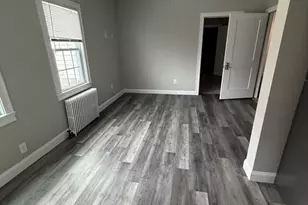 16 Magnolia Ave, Gloucester, MA 01930 - Photo 3