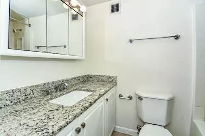 8-12 Museum Way #824, Cambridge, MA 02141 - Photo 9