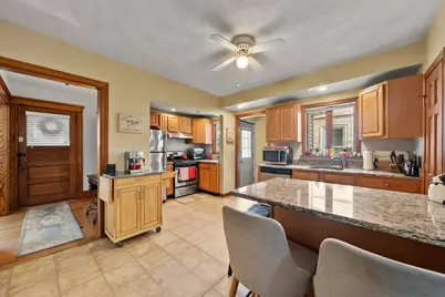 130-132 Summer Street #130, Medford, MA 02155 - Photo 5