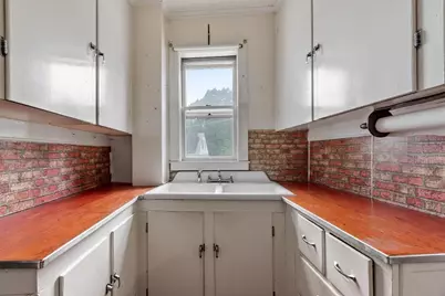 160 Hampshire St, Lowell, MA 01850 - Photo 15