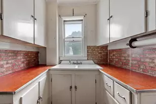 160 Hampshire St, Lowell, MA 01850 - Photo 15