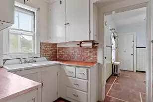 160 Hampshire St, Lowell, MA 01850 - Photo 13