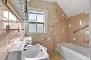 160 Hampshire St, Lowell, MA 01850 - Photo 23