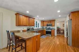 8 Hemlock Ln, Groveland, MA 01834 - Photo 7
