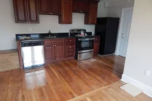 131 Orchard St, Somerville, MA 02144 - Photo 3