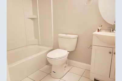 22 Barton St #2, Somerville, MA 02144 - Photo 11