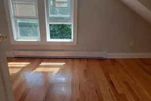 22 Barton St, Somerville, MA 02144 - Photo 5