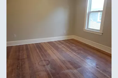 22 Barton St #2, Somerville, MA 02144 - Photo 3