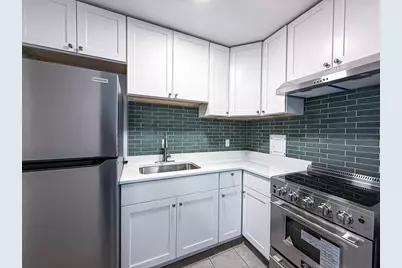 110 Boston Post Rd E #4, Marlborough, MA 01752 - Photo 3