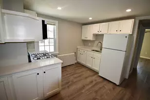 16 Magnolia Ave, Gloucester, MA 01930 - Photo 3
