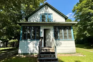 16 Prospect St, Erving, MA 01344 - Photo 31