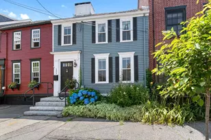 159 High St, Newburyport, MA 01950 - Photo 1