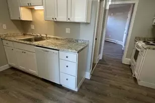 38 Boston St, Salem, MA 01970 - Photo 7