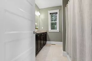 28 Follinsbee Ln, West Newbury, MA 01985 - Photo 7