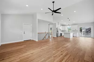 2 SKINNERWOODS Wy, South Hadley, MA 01033 - Photo 7
