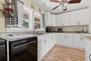 6 Appletree Rd, Danvers, MA 01923 - Photo 7