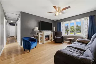 6 Appletree Rd, Danvers, MA 01923 - Photo 5