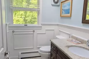 4 Dale St, Burlington, MA 01803 - Photo 11