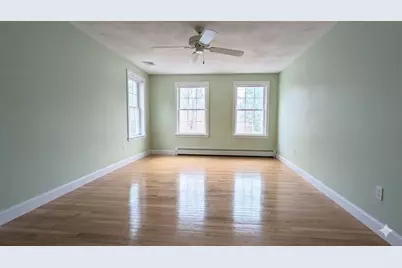 4 Dale St, Burlington, MA 01803 - Photo 13