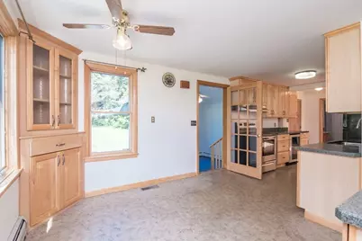 71 West St, Hatfield, MA 01088 - Photo 9