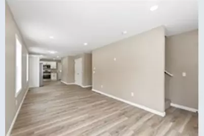 45 Leyfred Ter #2, Springfield, MA 01109 - Photo 7