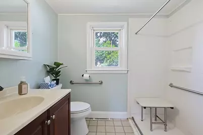 30 Lloyd St, Blackstone, MA 01504 - Photo 25