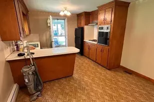 11 Federal St, Blackstone, MA 01504 - Photo 7