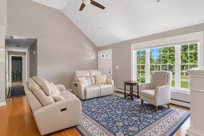 40 Oakland, Swansea, MA 02777 - Photo 15
